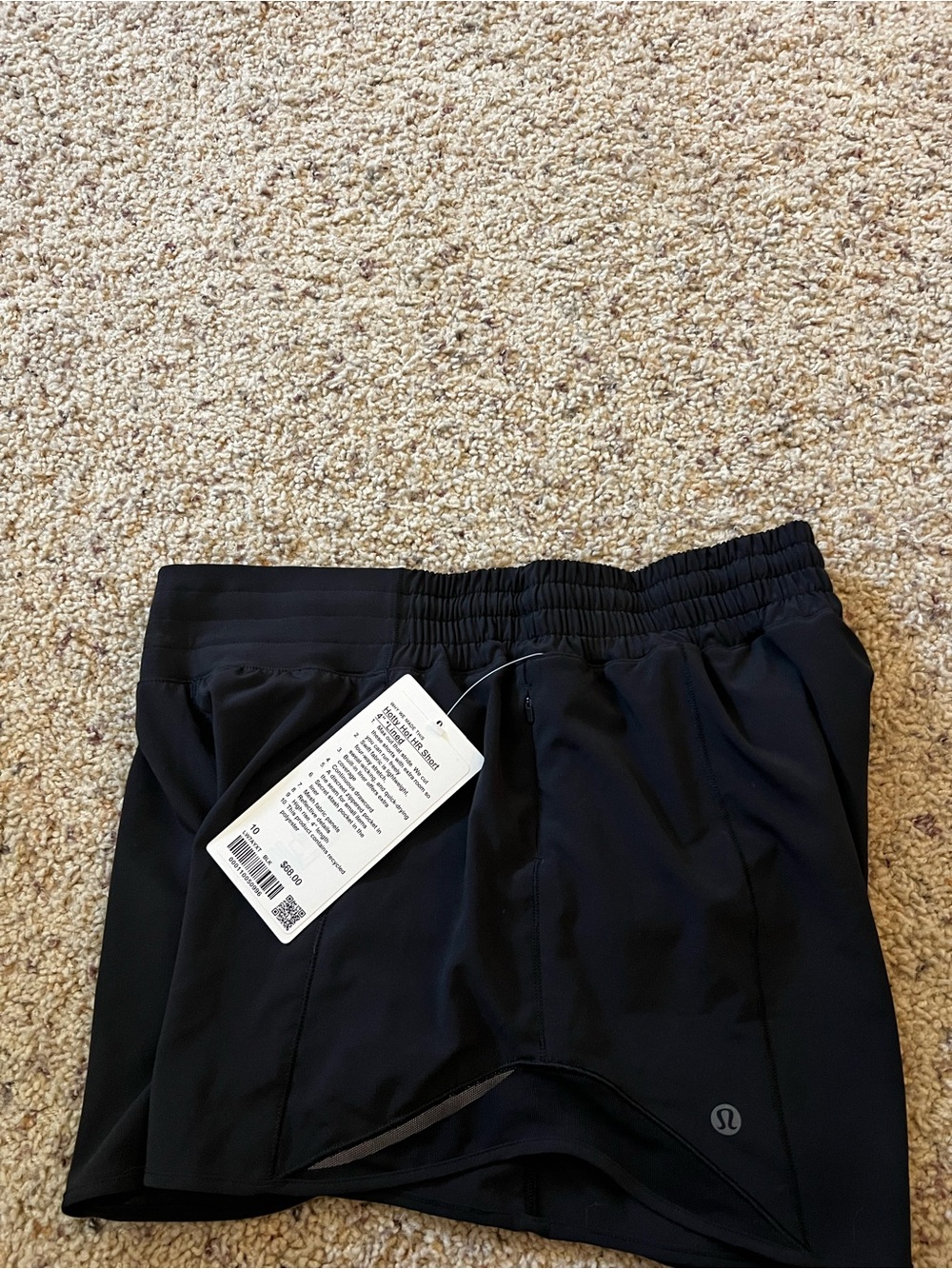 Lululemon Hotty Hot Shorts - Picture 4 of 4